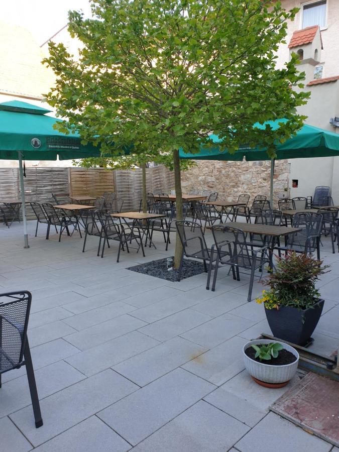 Hotel Drei Lilien Vohenstrauss Esterno foto