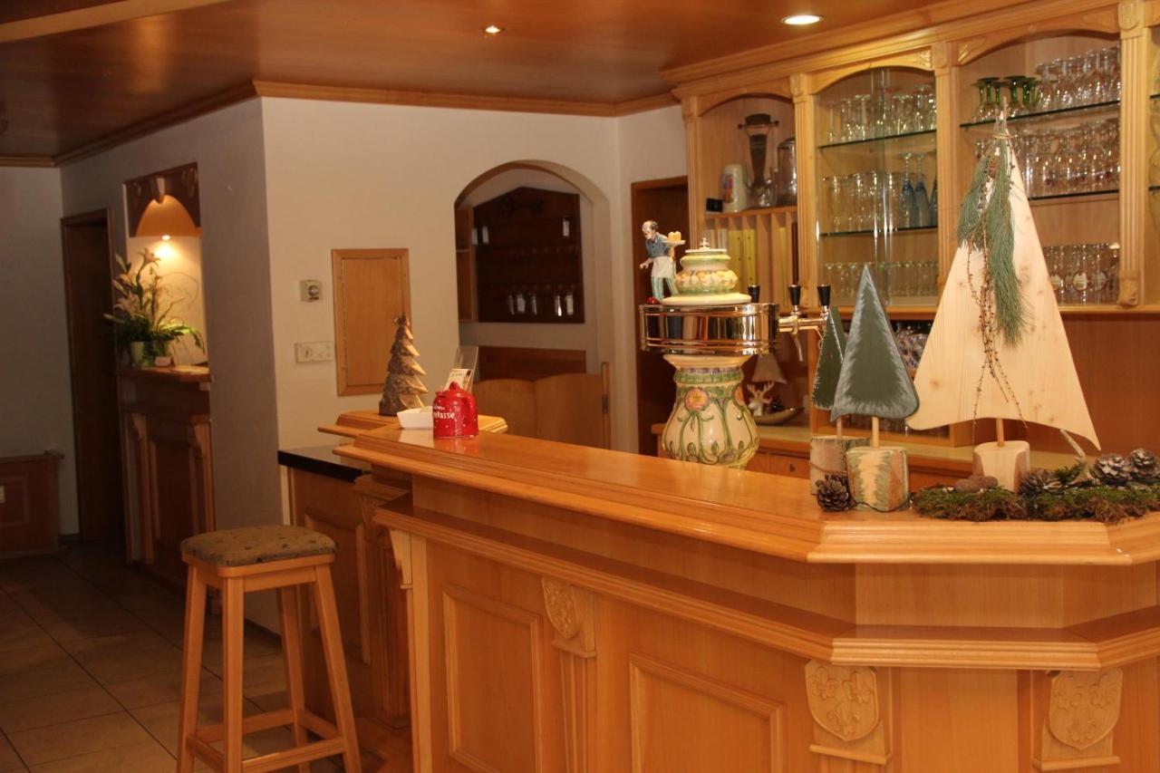 Hotel Drei Lilien Vohenstrauss Esterno foto
