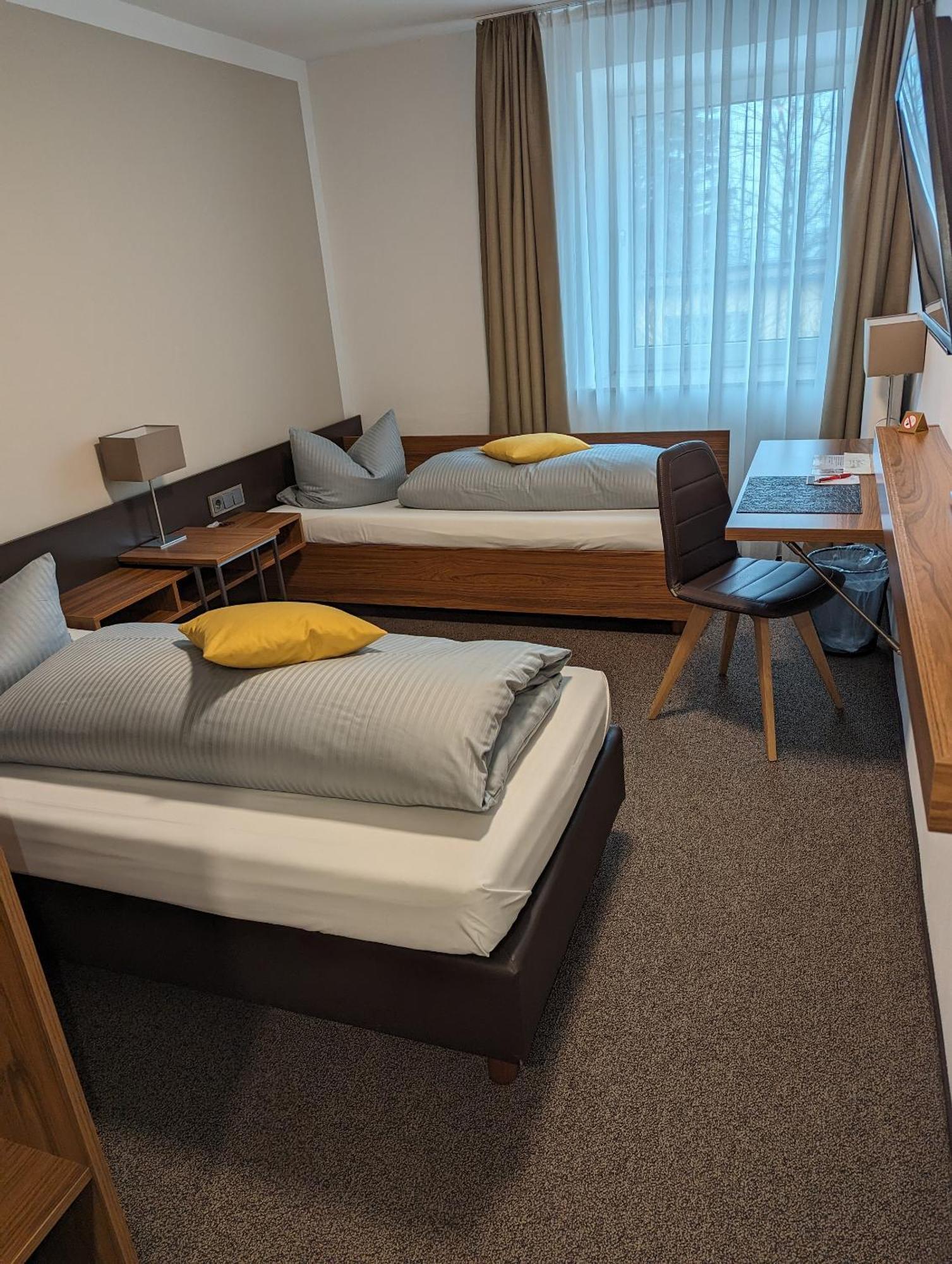 Hotel Drei Lilien Vohenstrauss Esterno foto